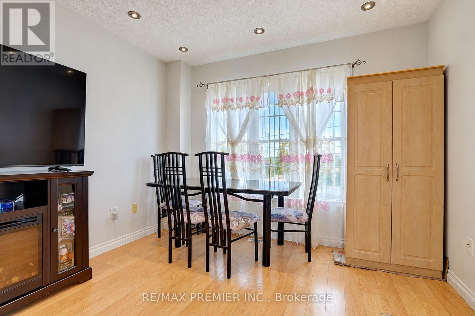 44 - 3030 Breakwater Court, Mississauga, Ontario  L5B 4N8 - Photo 14 - W13837758