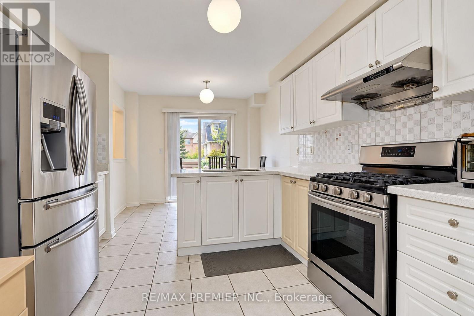 44 - 3030 Breakwater Court, Mississauga, Ontario  L5B 4N8 - Photo 18 - W13837758