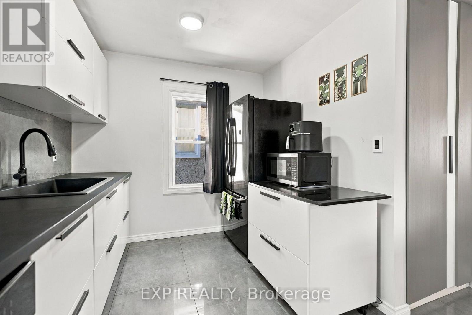 249 Wallace Avenue S, Welland, Ontario  L3B 1R7 - Photo 14 - X13837836
