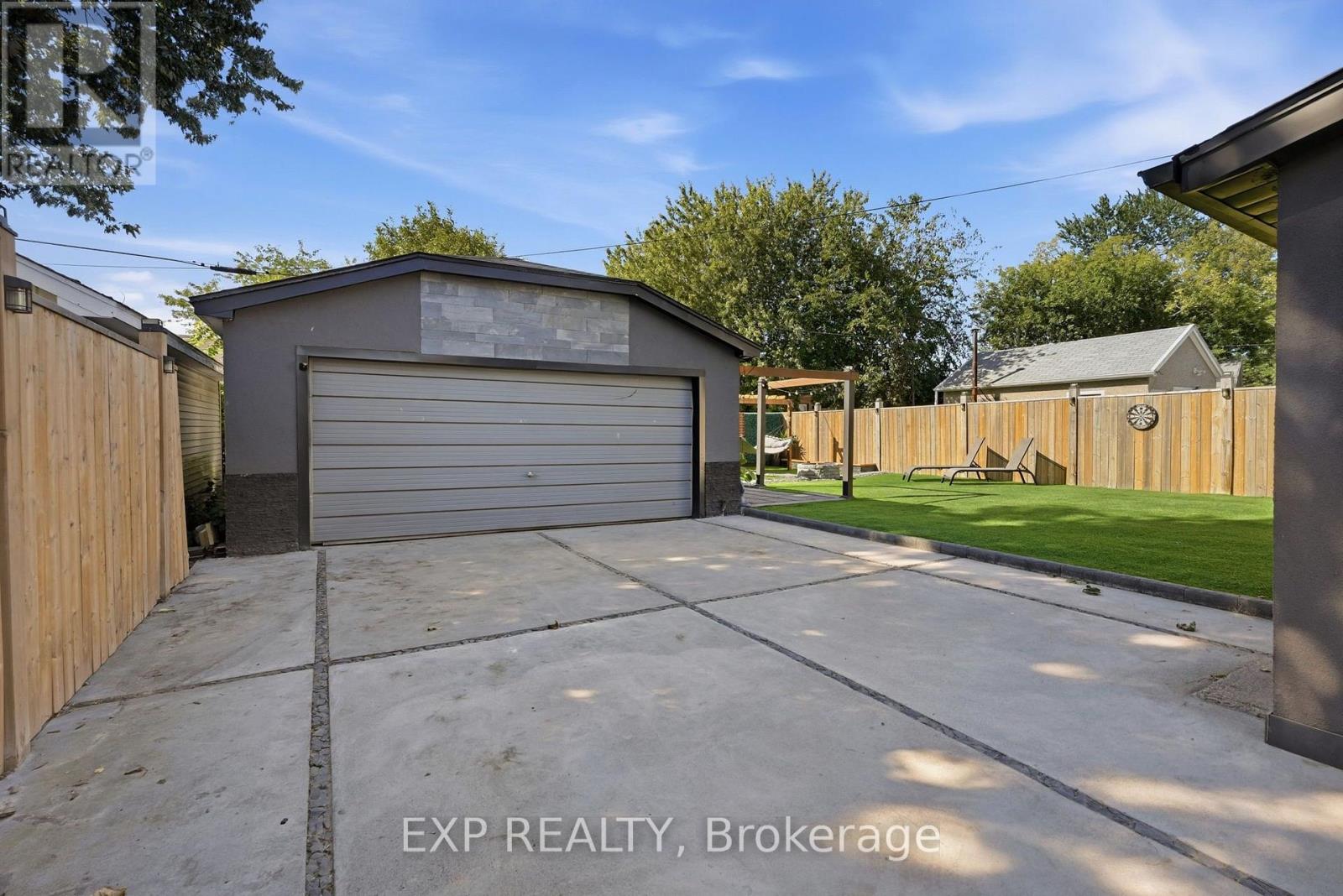 249 Wallace Avenue S, Welland, Ontario  L3B 1R7 - Photo 5 - X13837836