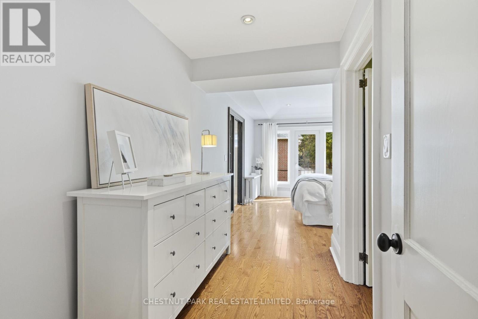 7 Anderson Avenue, Toronto, Ontario  M5P 1H2 - Photo 12 - C13837806