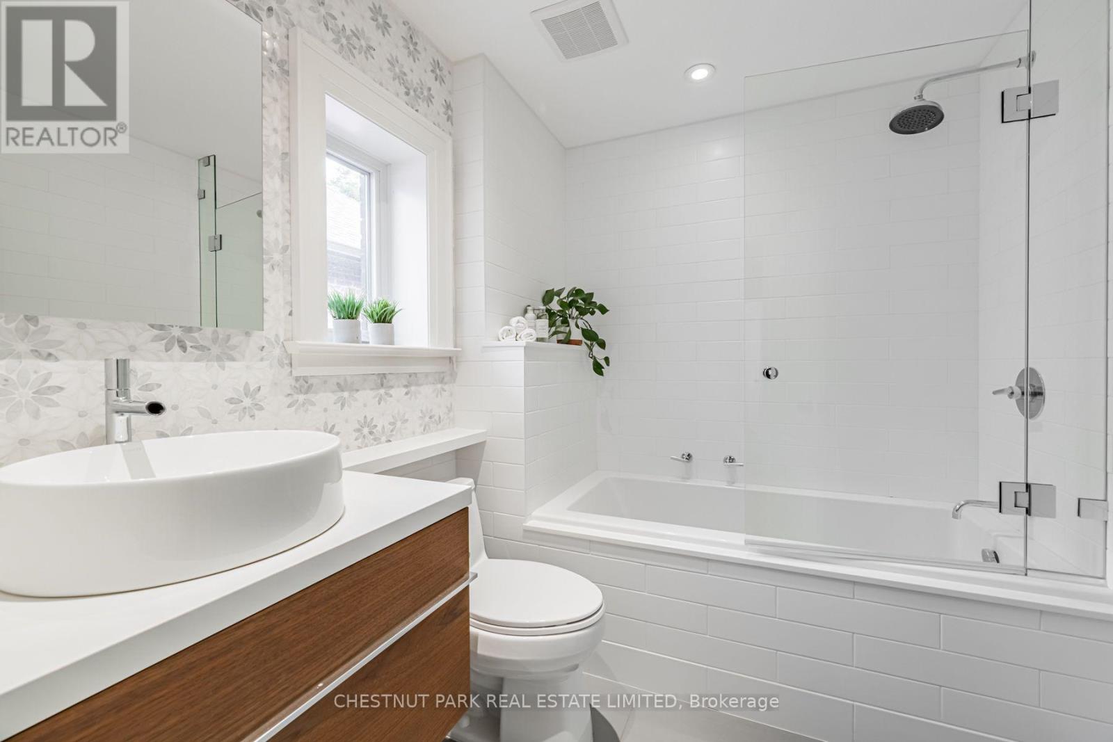 7 Anderson Avenue, Toronto, Ontario  M5P 1H2 - Photo 17 - C13837806