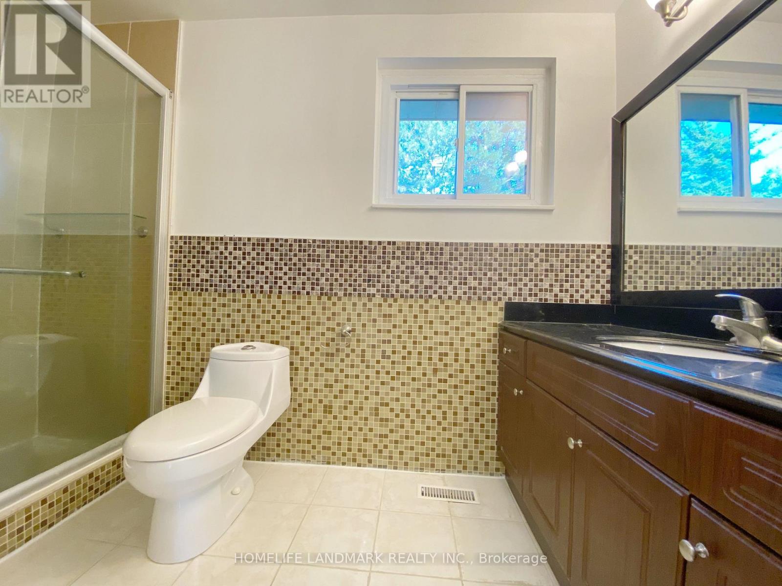 12 Lehar Crescent, Toronto, Ontario  M2H 1J5 - Photo 10 - C13837808
