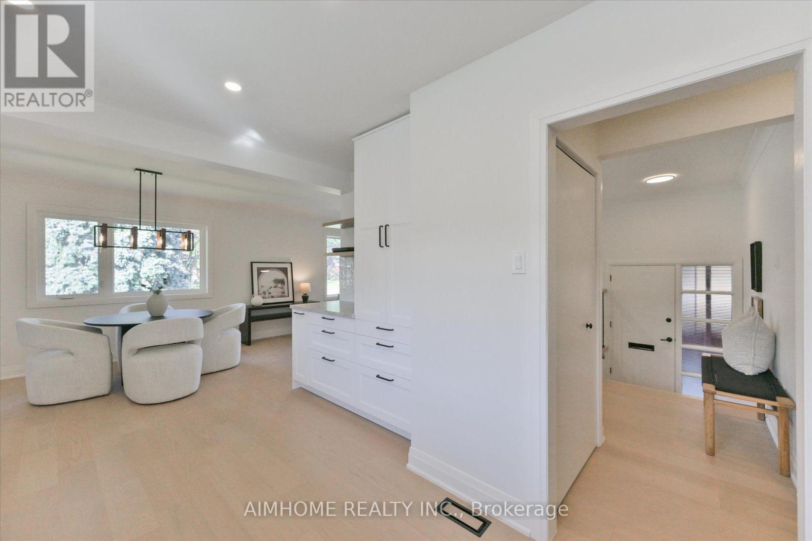 121 Wyndcliff Crescent, Toronto, Ontario  M4A 2J9 - Photo 14 - C13837826