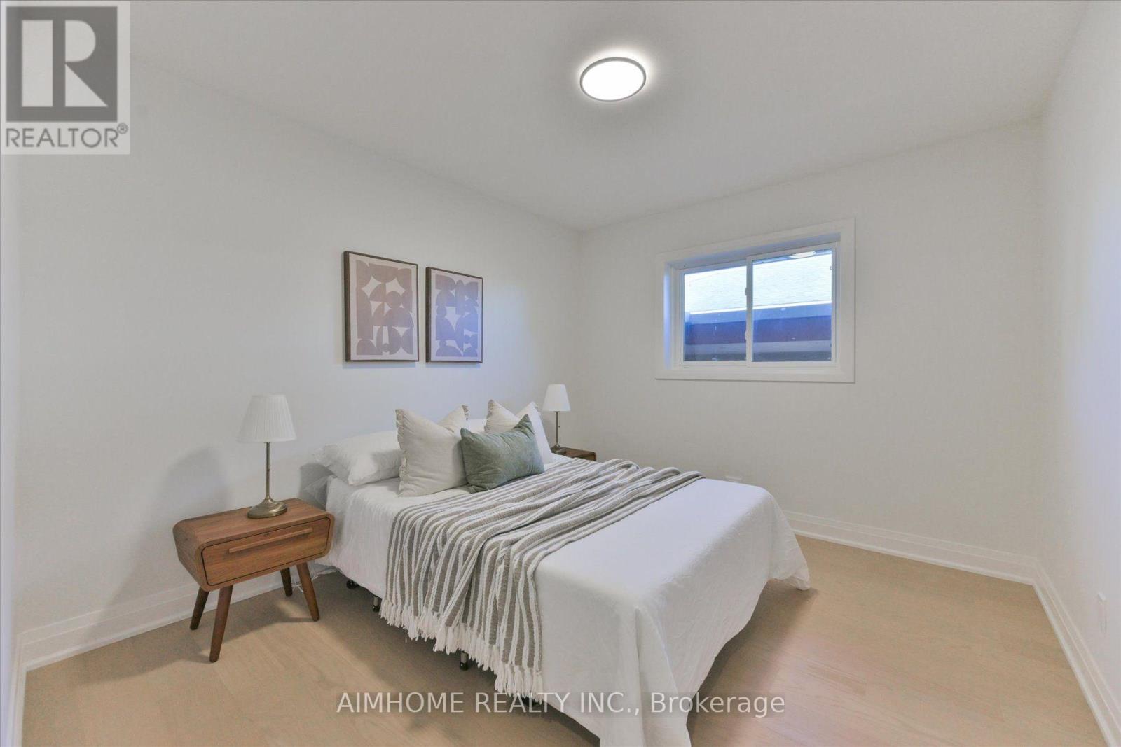 121 Wyndcliff Crescent, Toronto, Ontario  M4A 2J9 - Photo 19 - C13837826