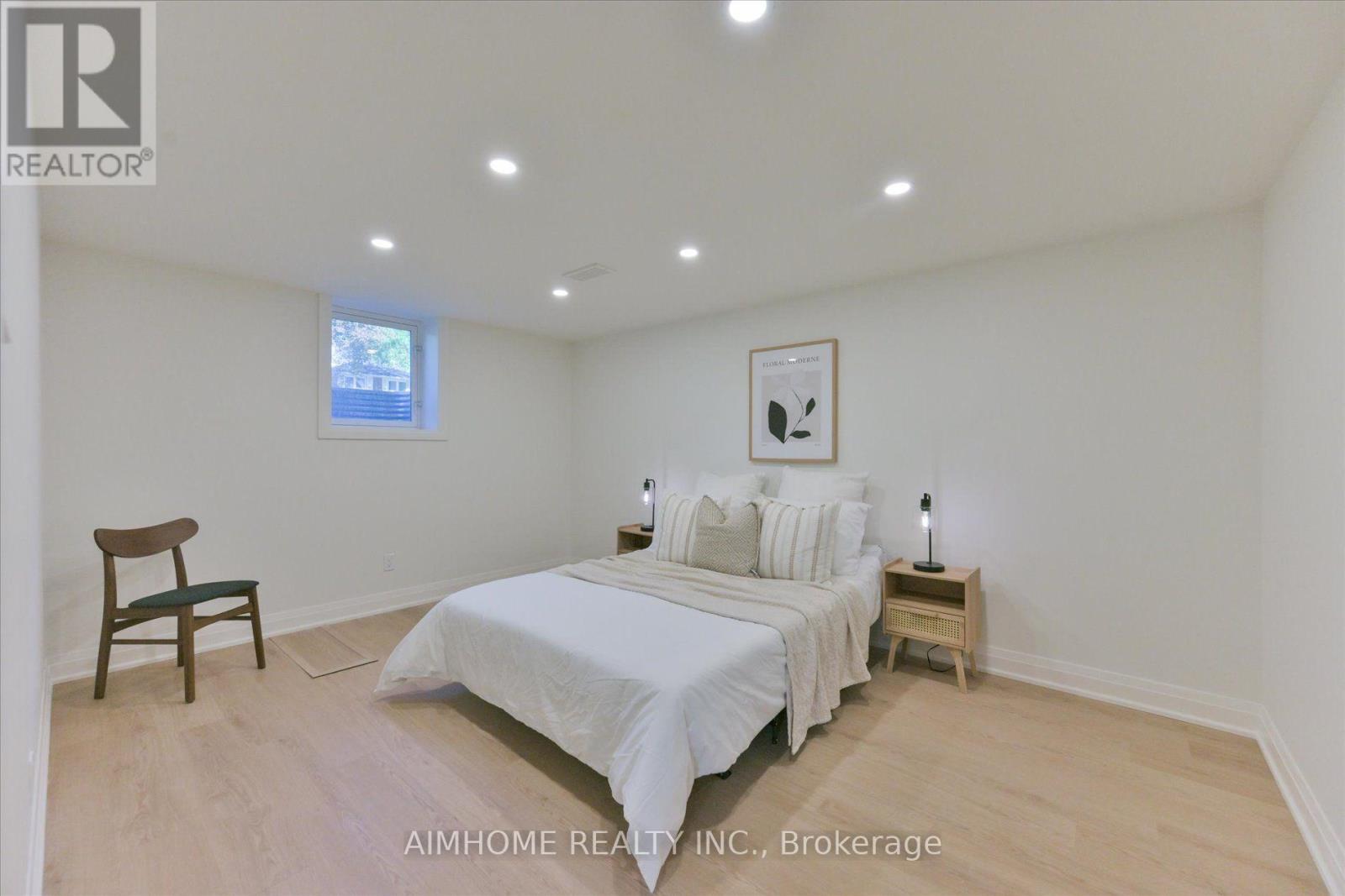 121 Wyndcliff Crescent, Toronto, Ontario  M4A 2J9 - Photo 28 - C13837826