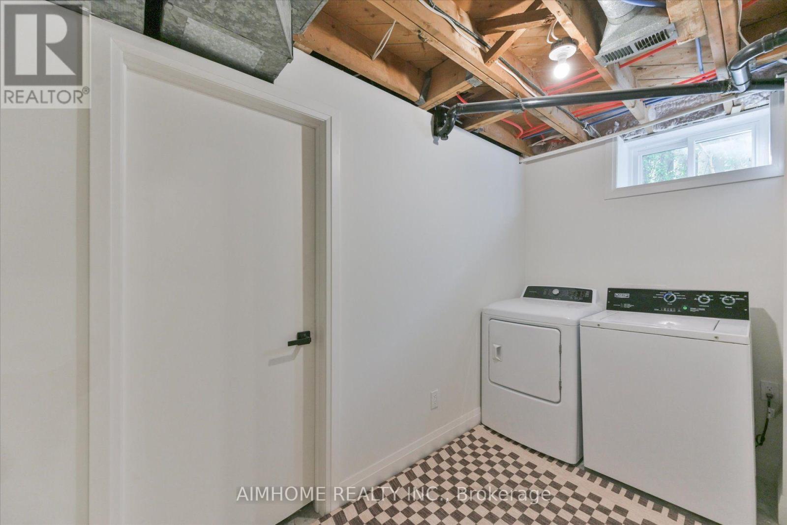 121 Wyndcliff Crescent, Toronto, Ontario  M4A 2J9 - Photo 31 - C13837826