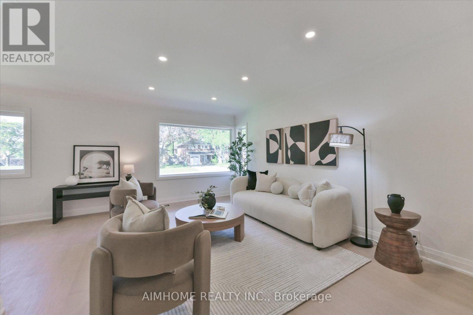 121 Wyndcliff Crescent, Toronto, Ontario  M4A 2J9 - Photo 7 - C13837826