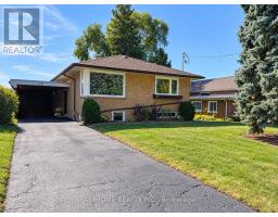 121 WYNDCLIFF CRESCENT, Toronto, Ontario