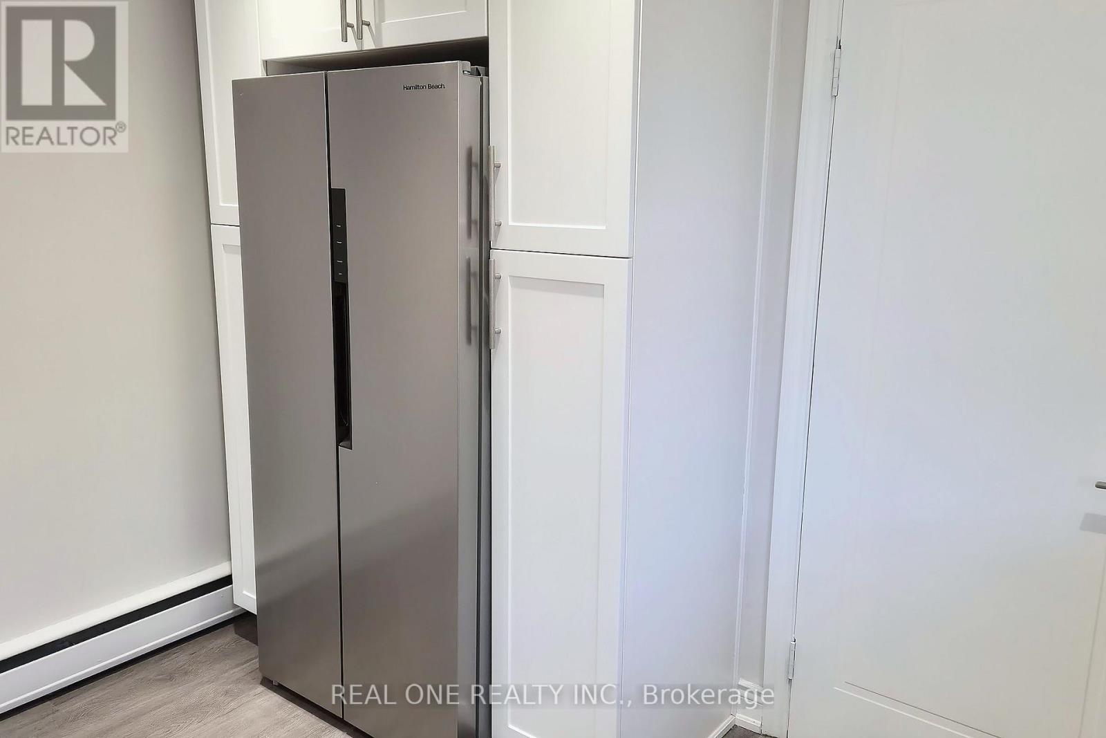 Main Level - 15 Castille Avenue, Toronto, Ontario  M1R 2B9 - Photo 13 - E13837786