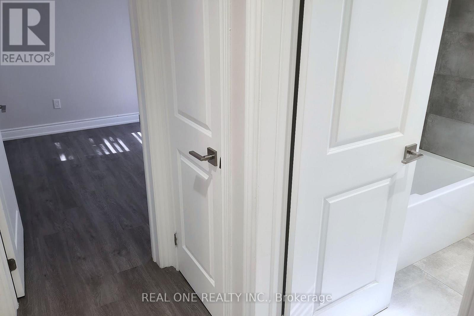 Main Level - 15 Castille Avenue, Toronto, Ontario  M1R 2B9 - Photo 24 - E13837786