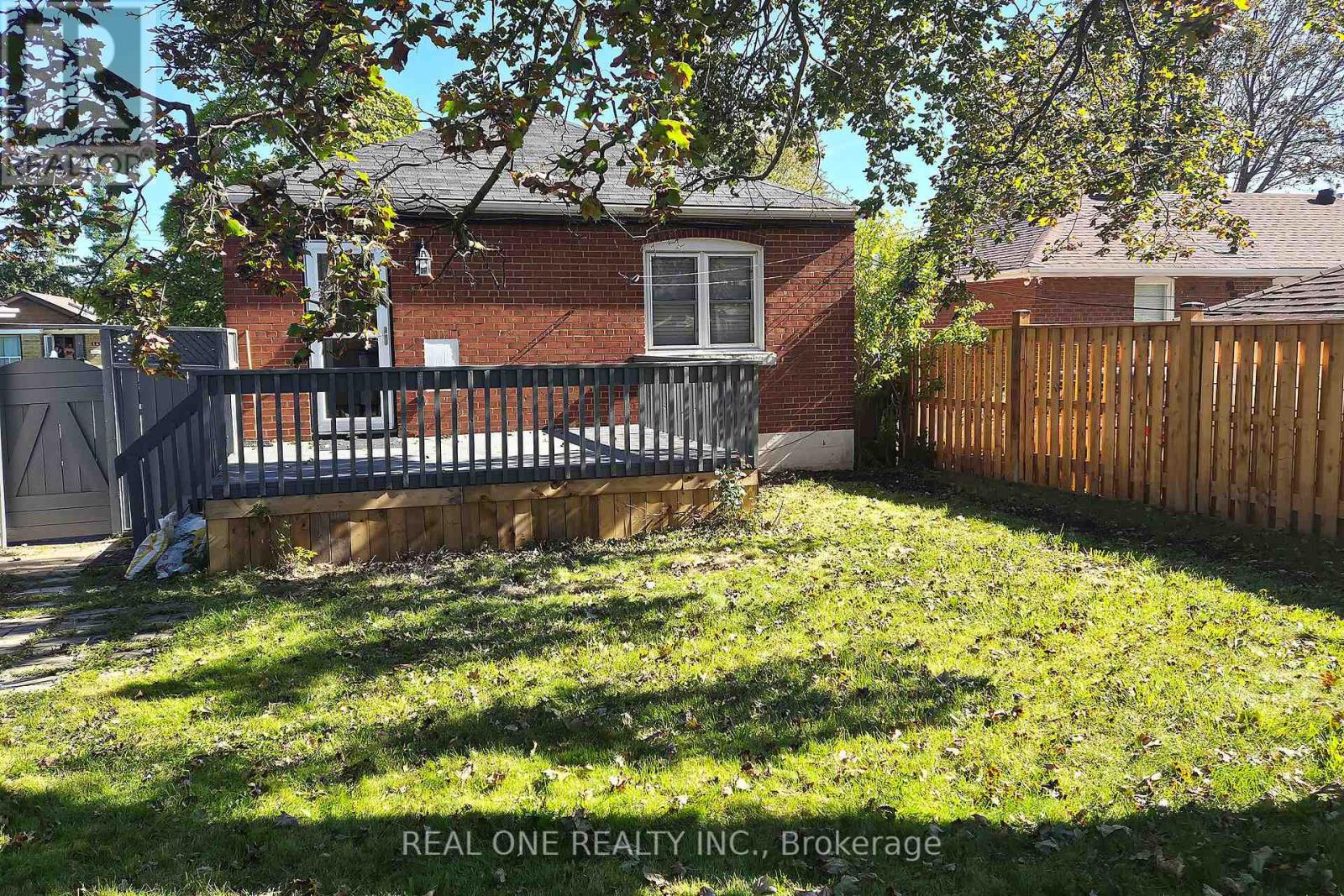 Main Level - 15 Castille Avenue, Toronto, Ontario  M1R 2B9 - Photo 28 - E13837786