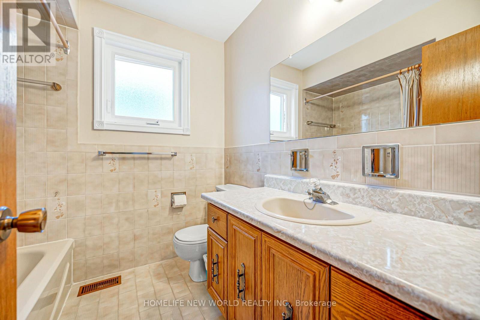 36 Purcell Square, Toronto, Ontario  M1V 3Y3 - Photo 24 - E13837822