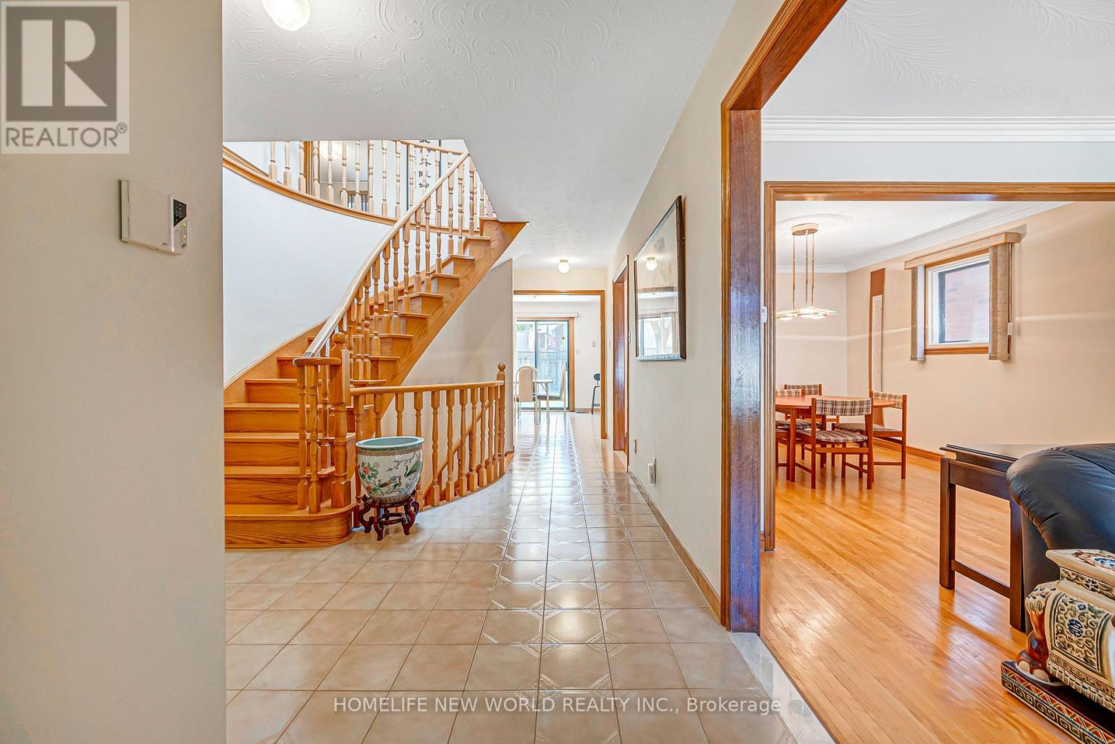 36 Purcell Square, Toronto, Ontario  M1V 3Y3 - Photo 5 - E13837822