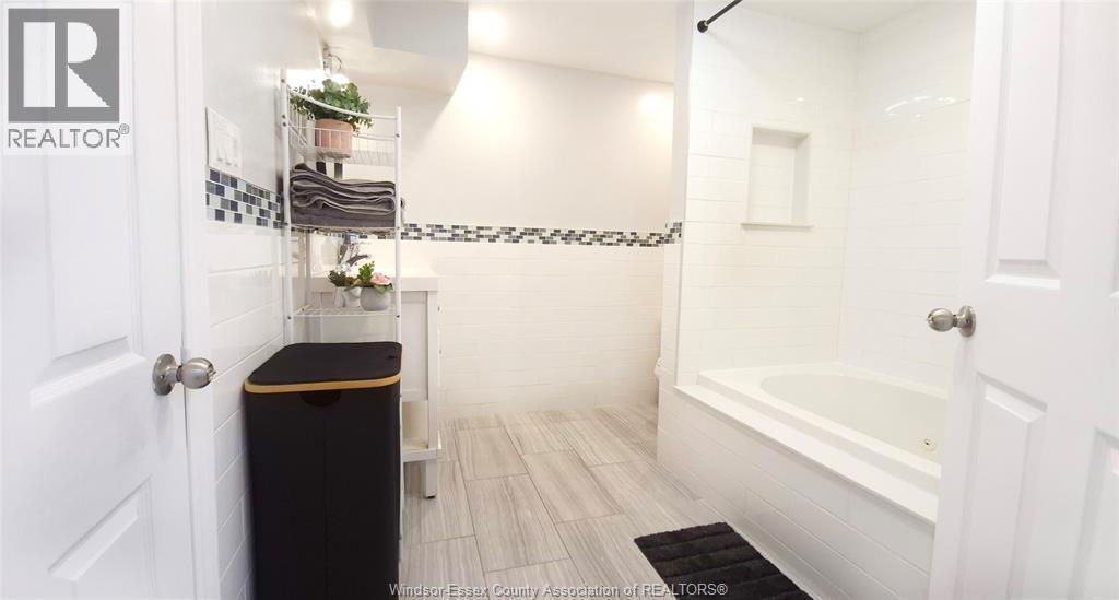 265 Geraldine Crescent Unit# Lower, Windsor, Ontario  N9E 4M8 - Photo 13 - 26023754