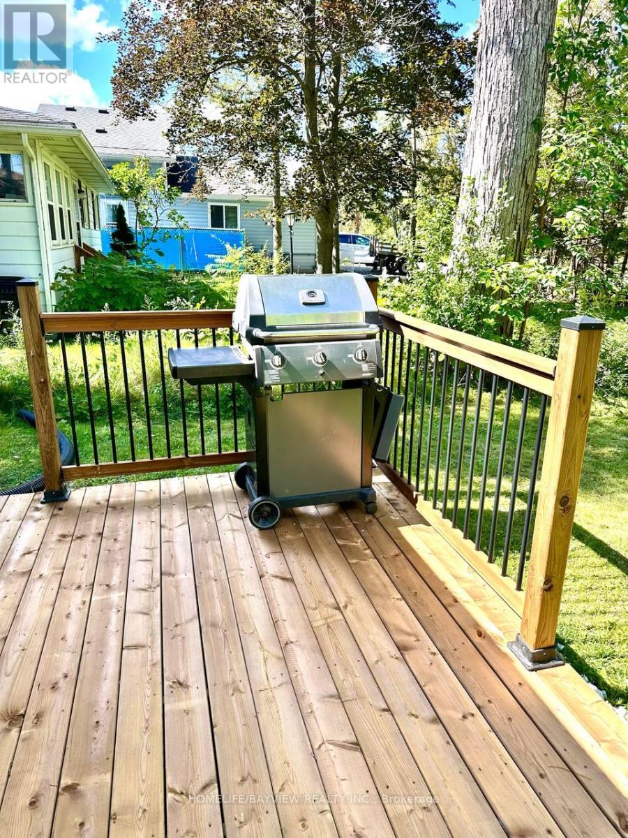 1119 Poplar Drive, Innisfil, Ontario  L0L 1R0 - Photo 3 - N13837794