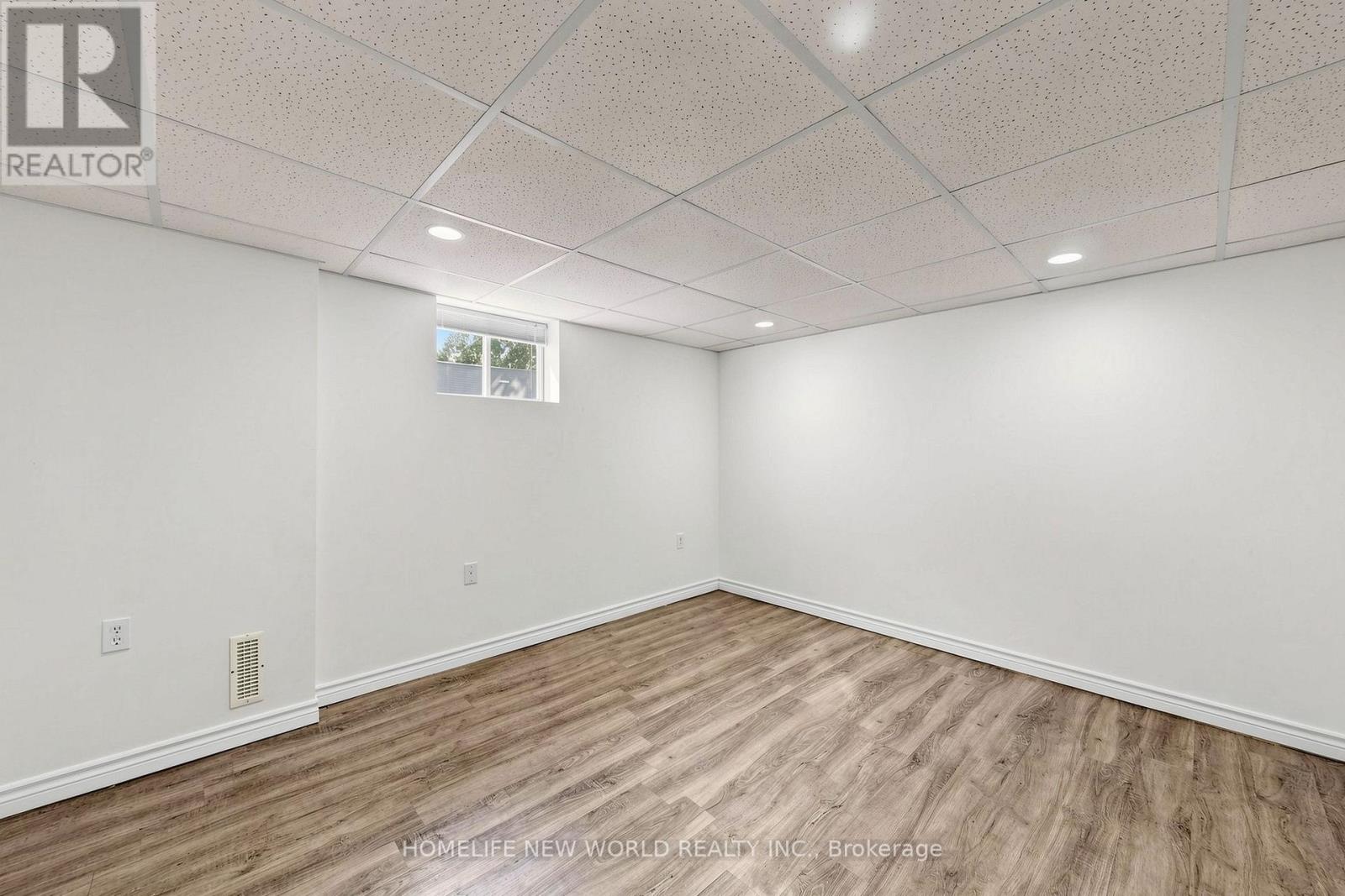 65 Walter Avenue, Newmarket, Ontario  L3Y 2T4 - Photo 31 - N13837802