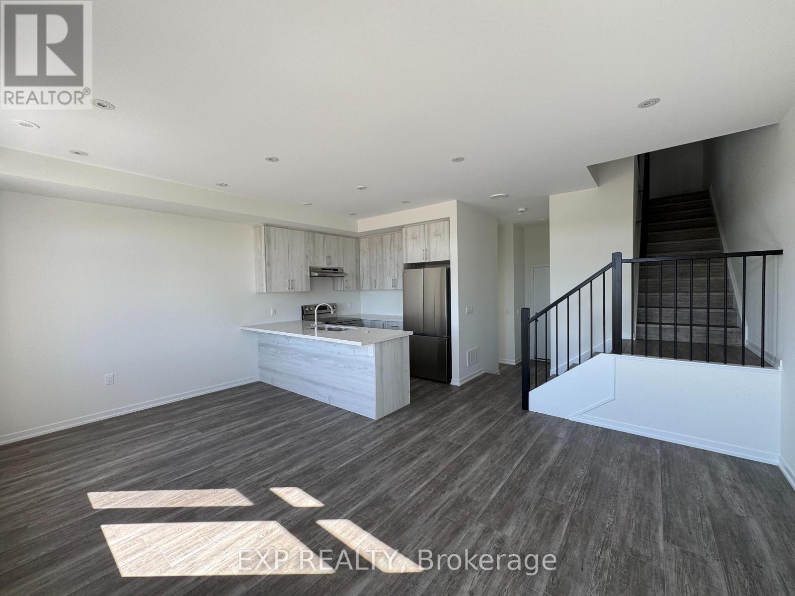 1472 19th Avenue, Richmond Hill, Ontario  L4E 1P5 - Photo 6 - N13837828