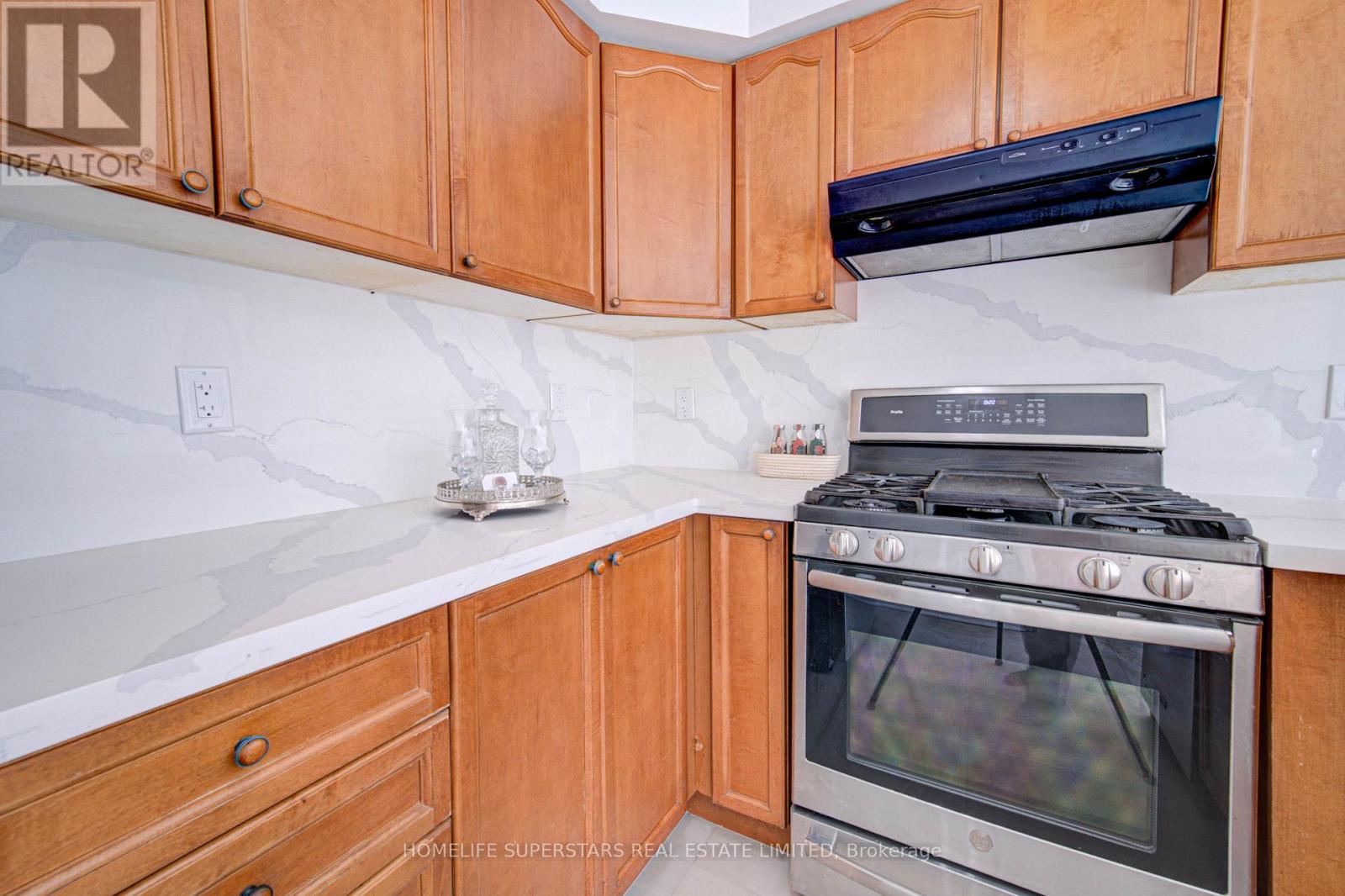 750 Irving Terrace, Milton, Ontario  L9T 6H2 - Photo 17 - W13837792