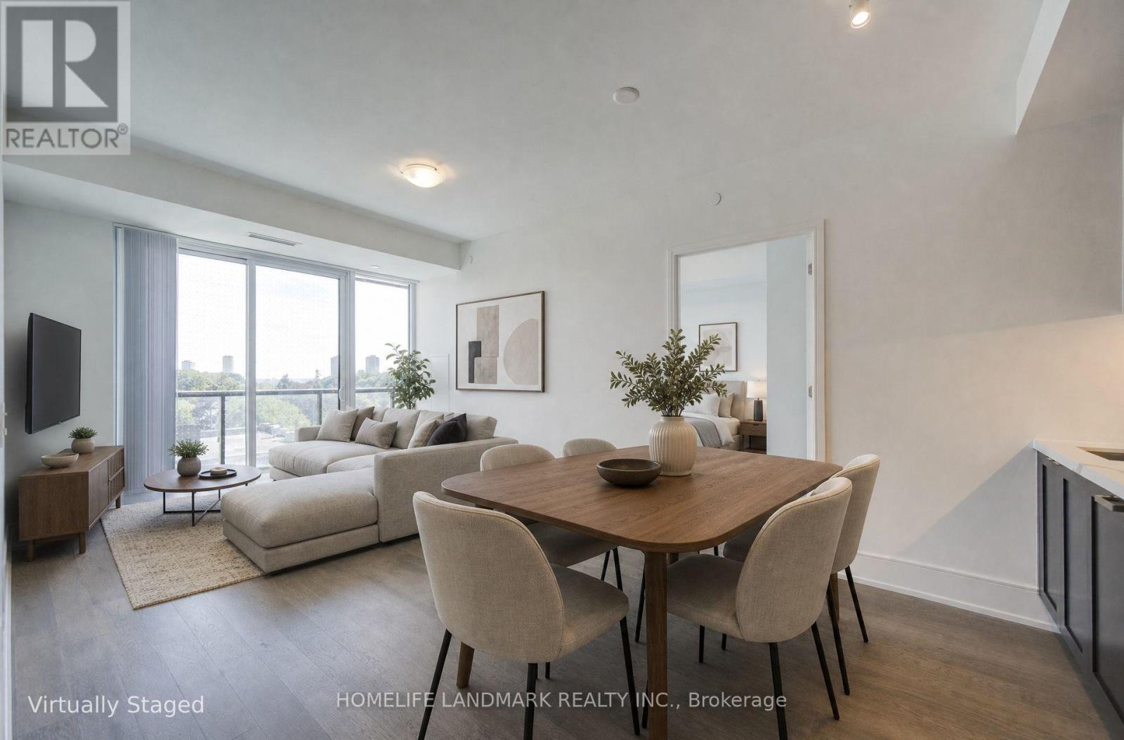 313 - 2450 BLOOR STREET W, Toronto, Ontario