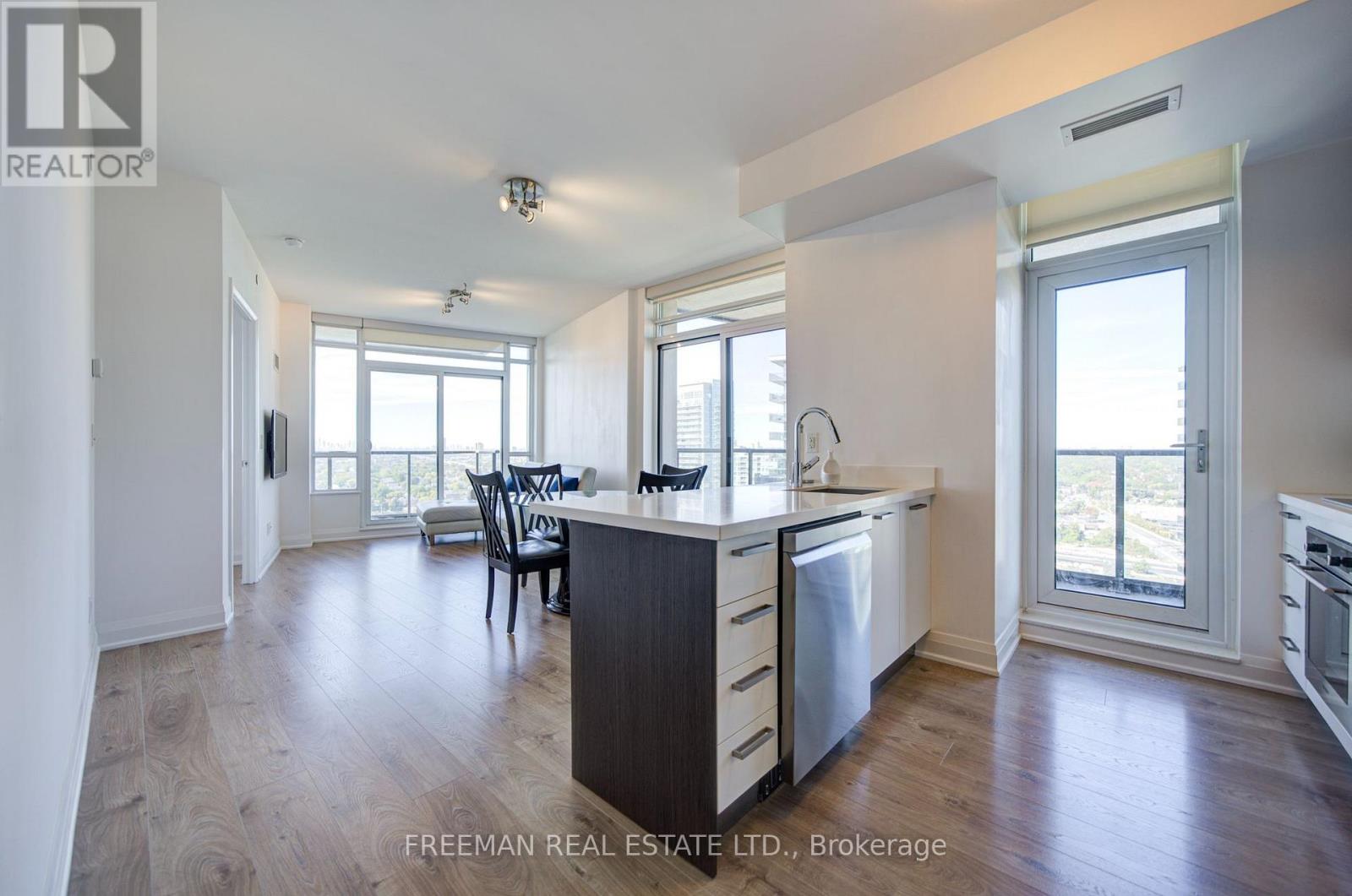 2305 - 36 PARK LAWN ROAD, Toronto, Ontario