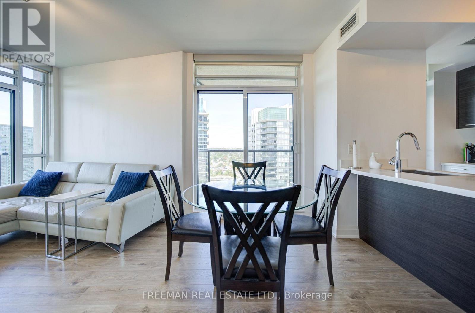 2305 - 36 Park Lawn Road, Toronto, Ontario  M8V 0E5 - Photo 8 - W13837830