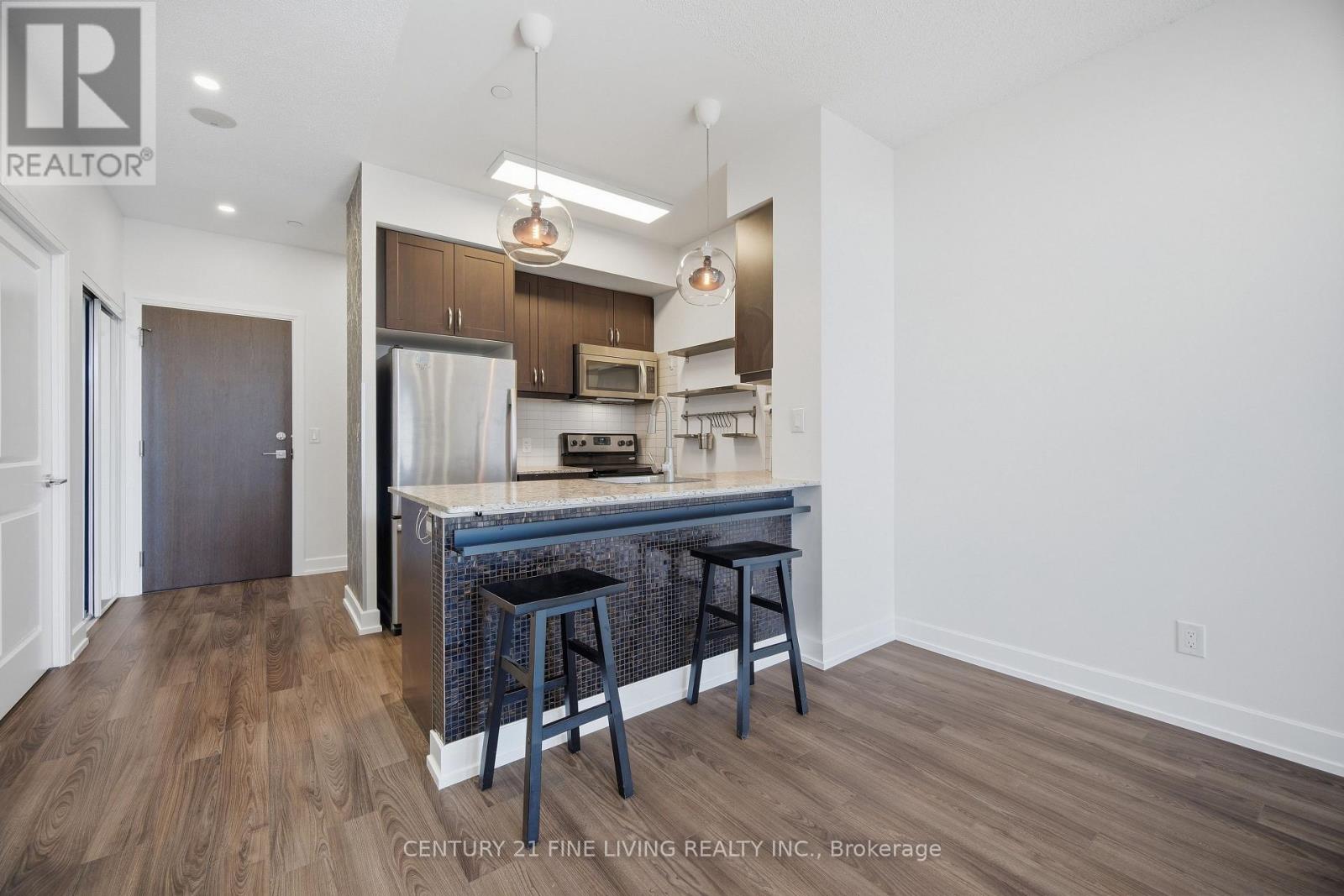 207 - 6 Eva Road, Toronto, Ontario  M9C 0B1 - Photo 5 - W13837832