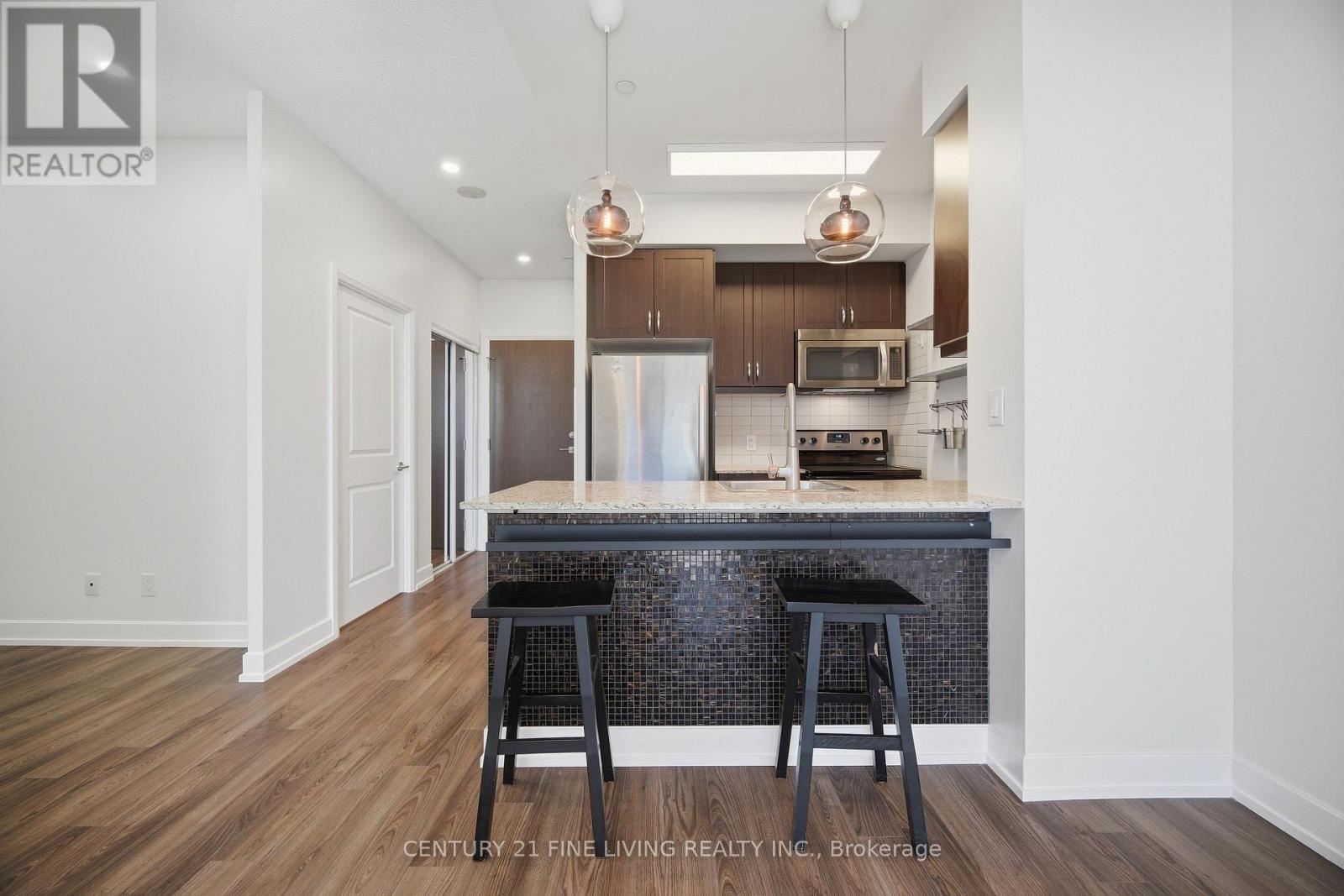 207 - 6 Eva Road, Toronto, Ontario  M9C 0B1 - Photo 6 - W13837832