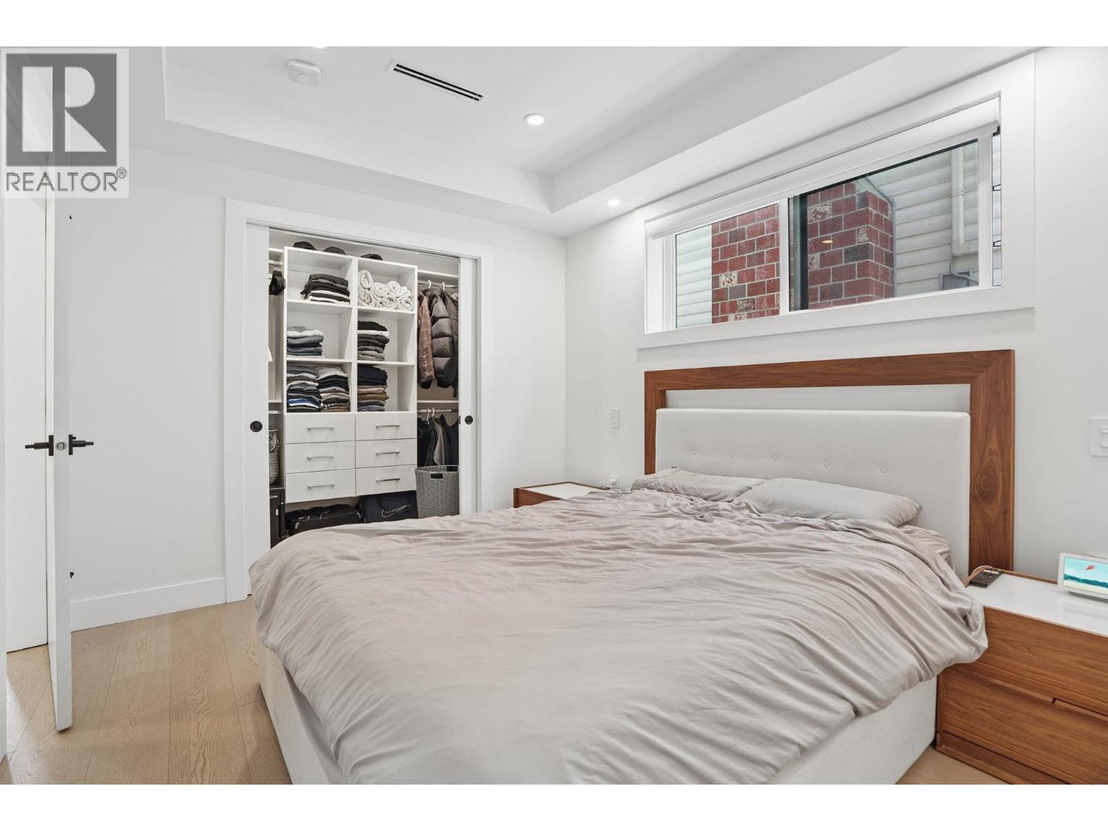 72 E 57th Avenue, Vancouver, British Columbia  V5X 1S4 - Photo 11 - R3170372