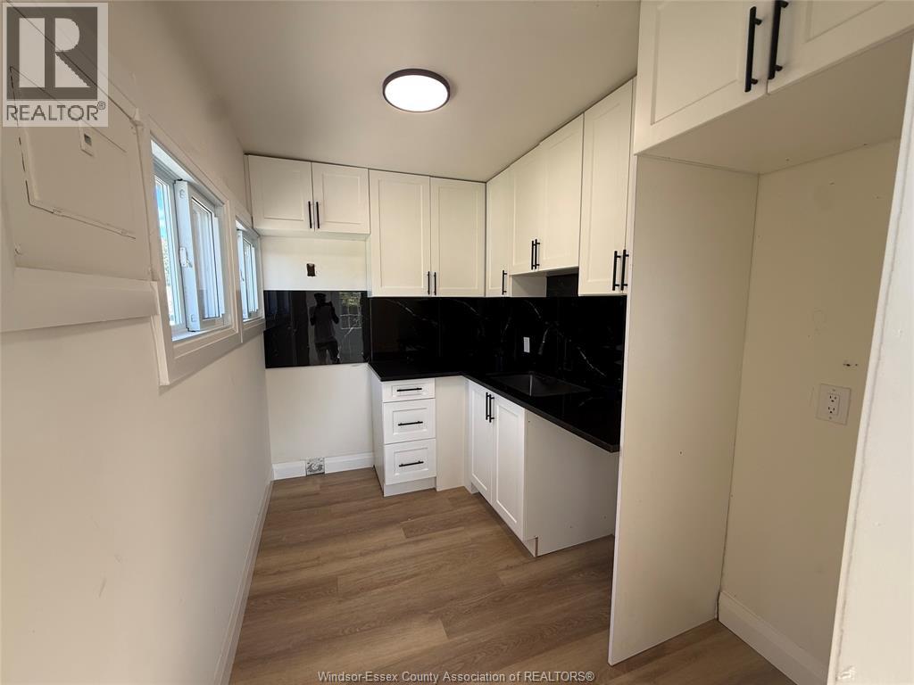 643 Pierre Unit# 3, Windsor, Ontario  N9A 2K3 - Photo 5 - 26023847