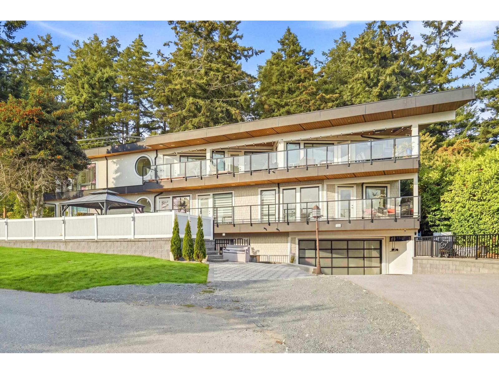 15472 BUENA VISTA AVENUE, White Rock, British Columbia