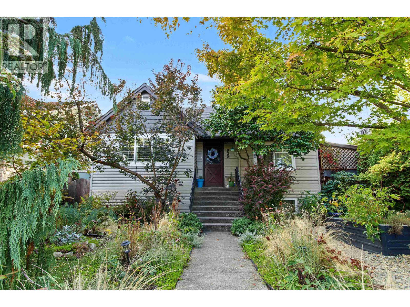 920 CHILLIWACK STREET, New Westminster, British Columbia