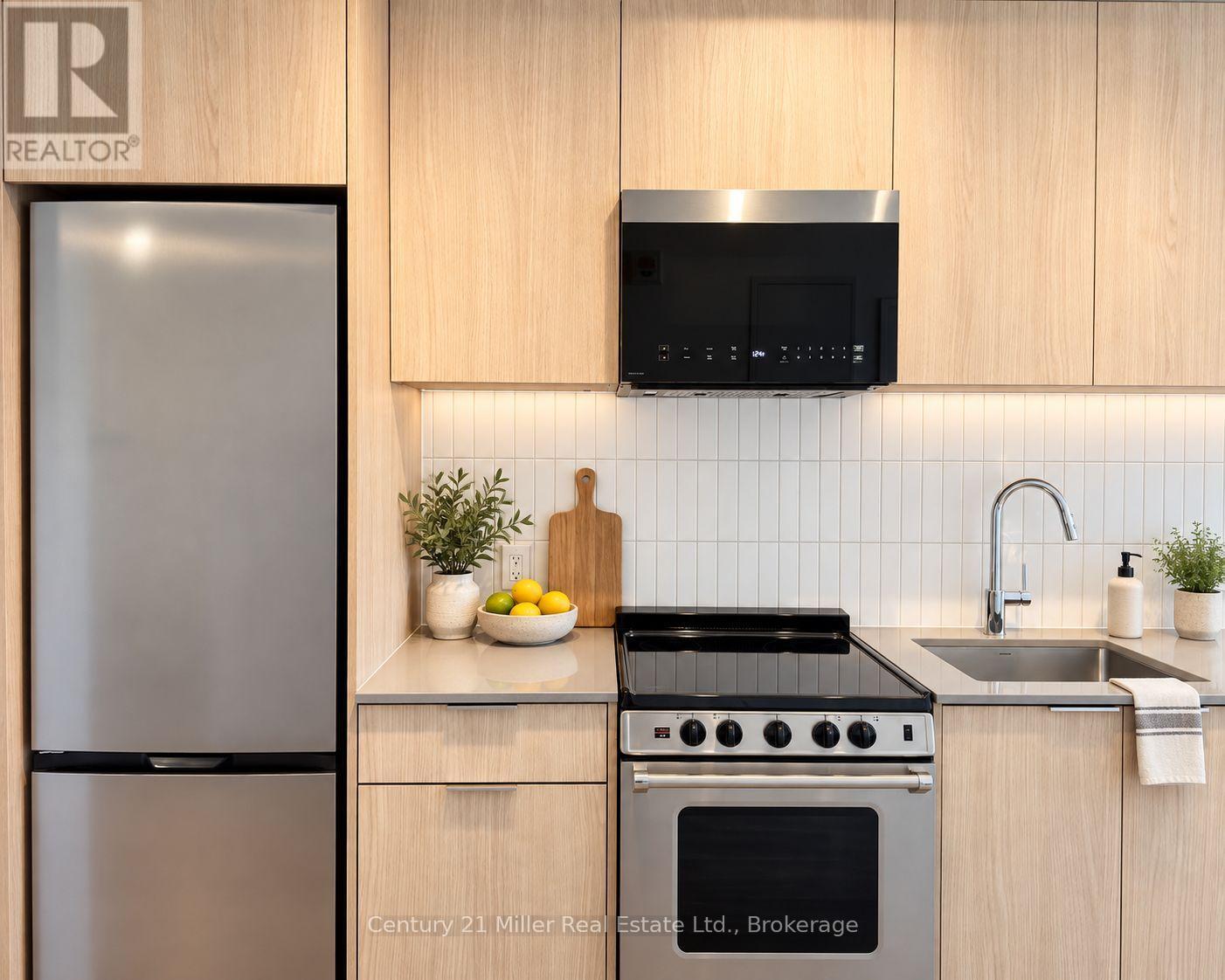 321 - 3008 William Cutmore Boulevard, Oakville, Ontario  L6H 8A4 - Photo 5 - W13837876