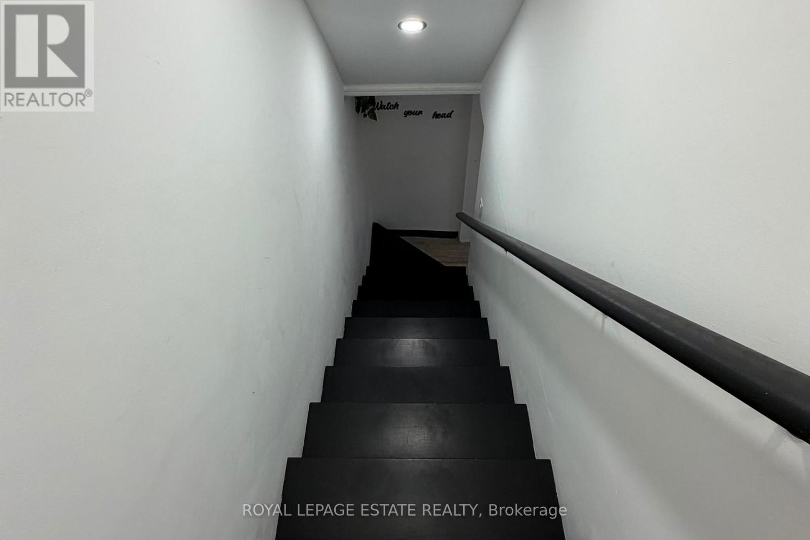 1144 Queen Street E, Toronto, Ontario  M4M 1L1 - Photo 8 - E13837878