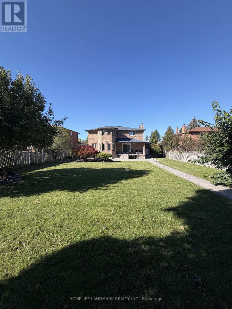 Upper 11 Ravenhill Crescent, Markham, Ontario  L3S 2V6 - Photo 18 - N13837864