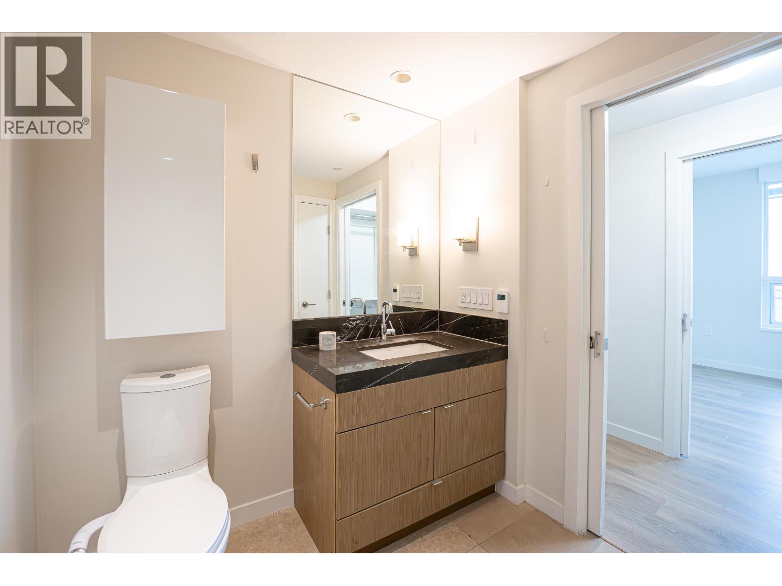 1607 125 E 14th Street, North Vancouver, British Columbia  V7L 0E6 - Photo 17 - R3170096