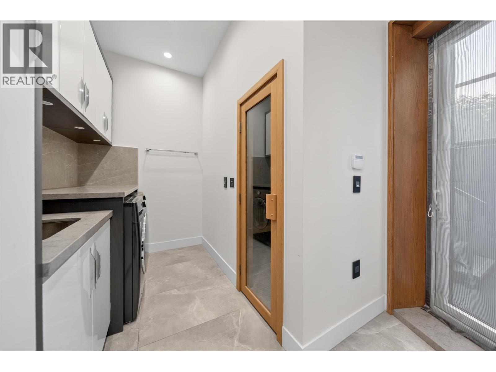 2863 W King Edward Avenue, Vancouver, British Columbia  V6L 1V1 - Photo 19 - R3170296
