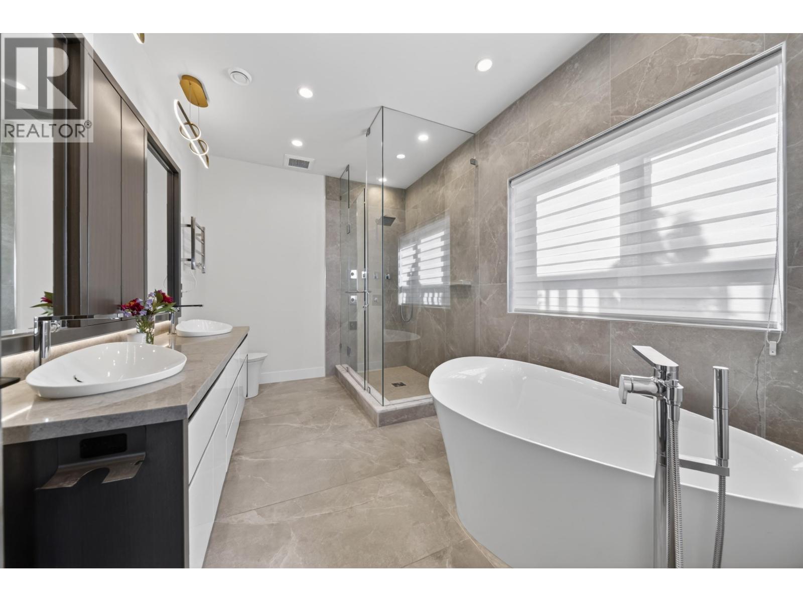 2863 W King Edward Avenue, Vancouver, British Columbia  V6L 1V1 - Photo 15 - R3170296
