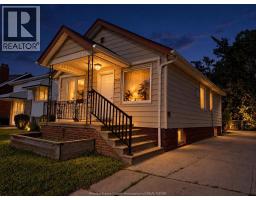 2244 HOWARD, Windsor, Ontario