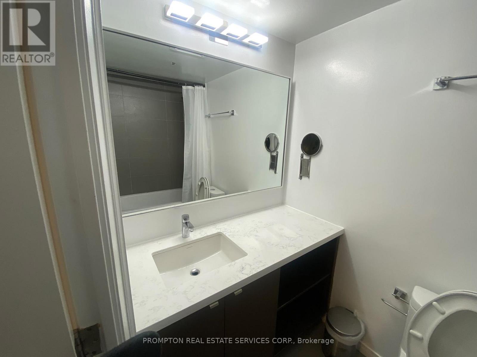 2605 - 155 Yorkville Avenue, Toronto, Ontario  M5R 0B4 - Photo 11 - C13833476