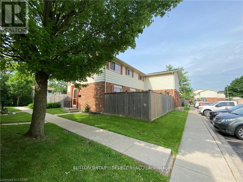 93 Conway Drive, London South, Ontario  N6E 2H4 - Photo 2 - X13837910