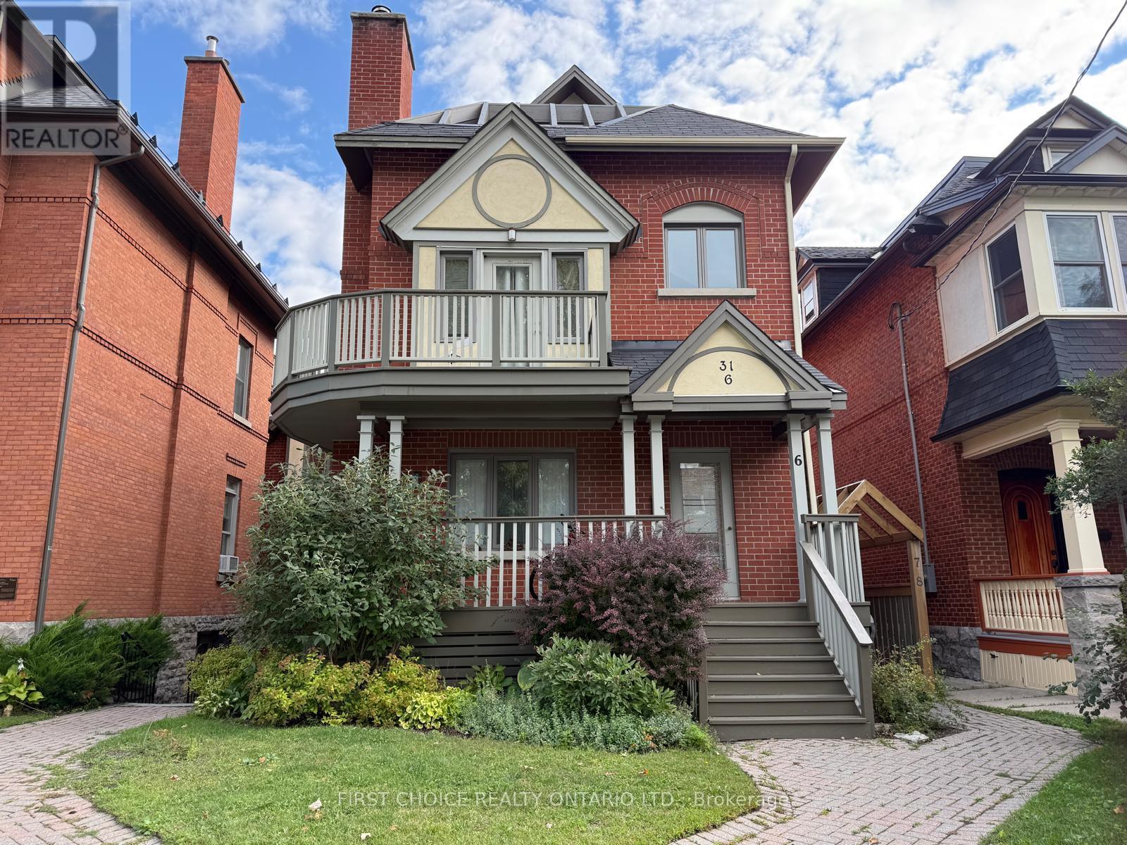 6 - 31 RUSSELL AVENUE W