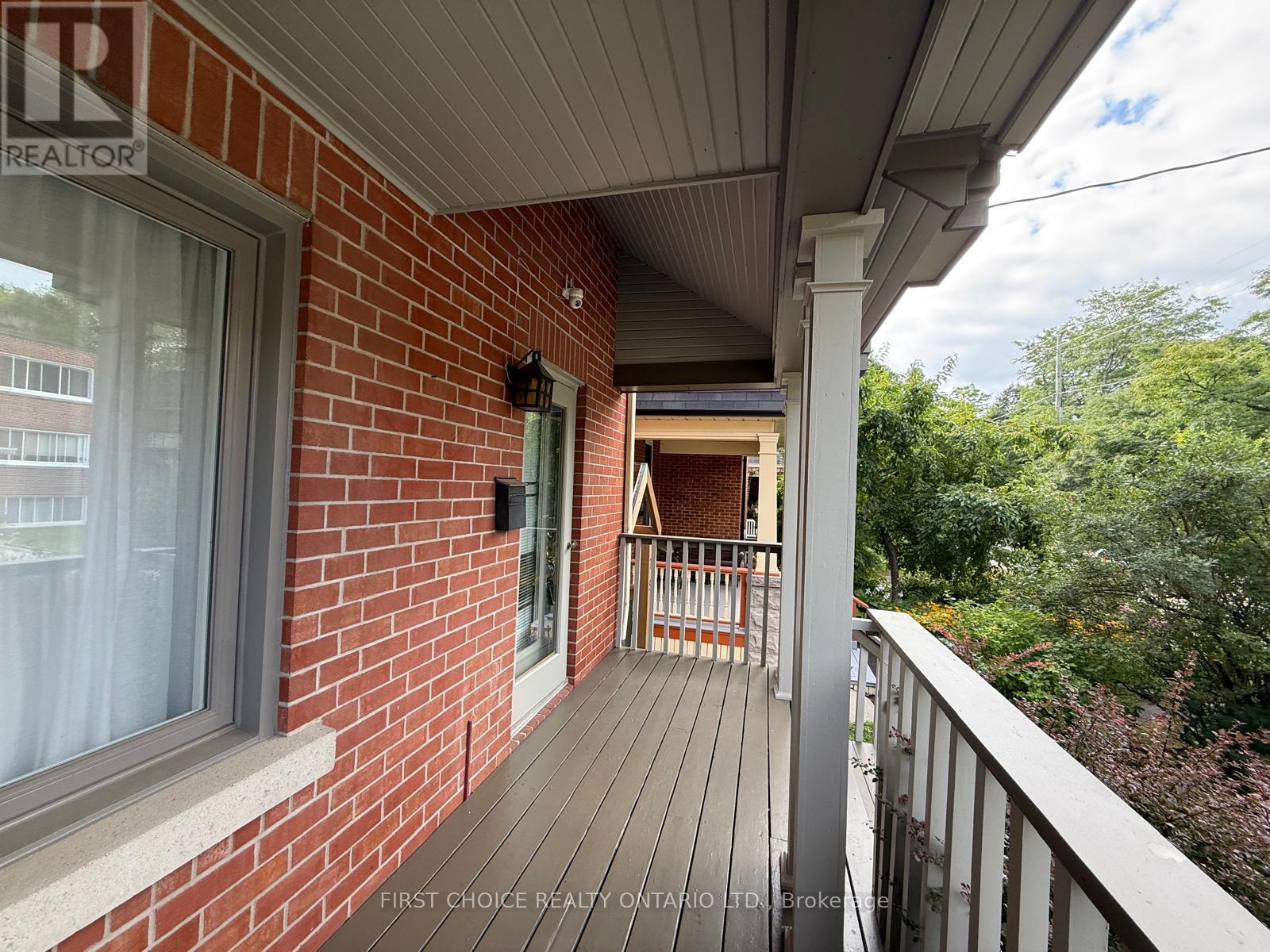6 - 31 Russell Avenue W, Ottawa, Ontario  K1N 7W9 - Photo 2 - X13837892