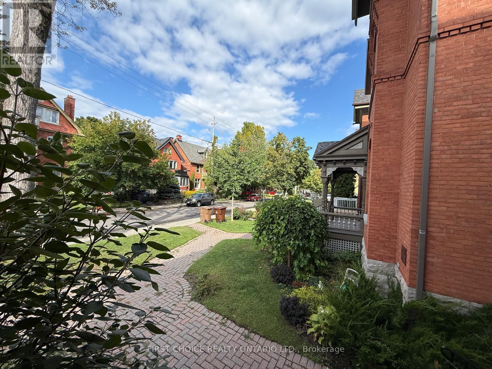 6 - 31 Russell Avenue W, Ottawa, Ontario  K1N 7W9 - Photo 3 - X13837892