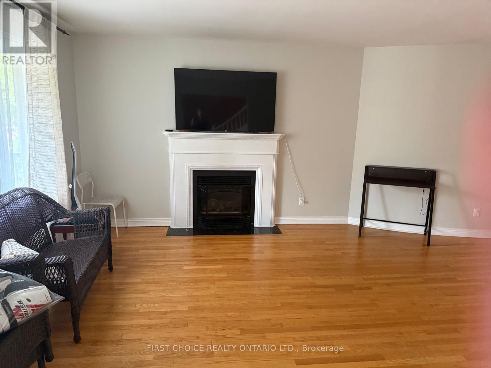 6 - 31 Russell Avenue W, Ottawa, Ontario  K1N 7W9 - Photo 4 - X13837892