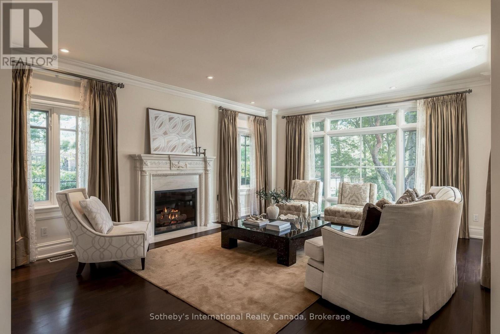 1073 Lakeshore Road E, Oakville, Ontario  L6J 1K9 - Photo 18 - W13837952