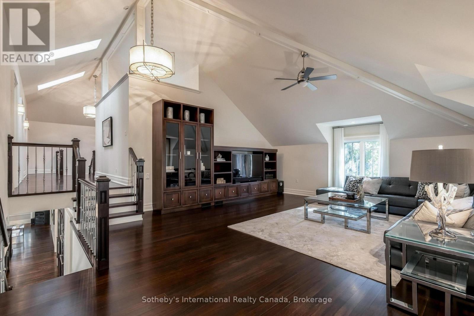 1073 Lakeshore Road E, Oakville, Ontario  L6J 1K9 - Photo 23 - W13837952