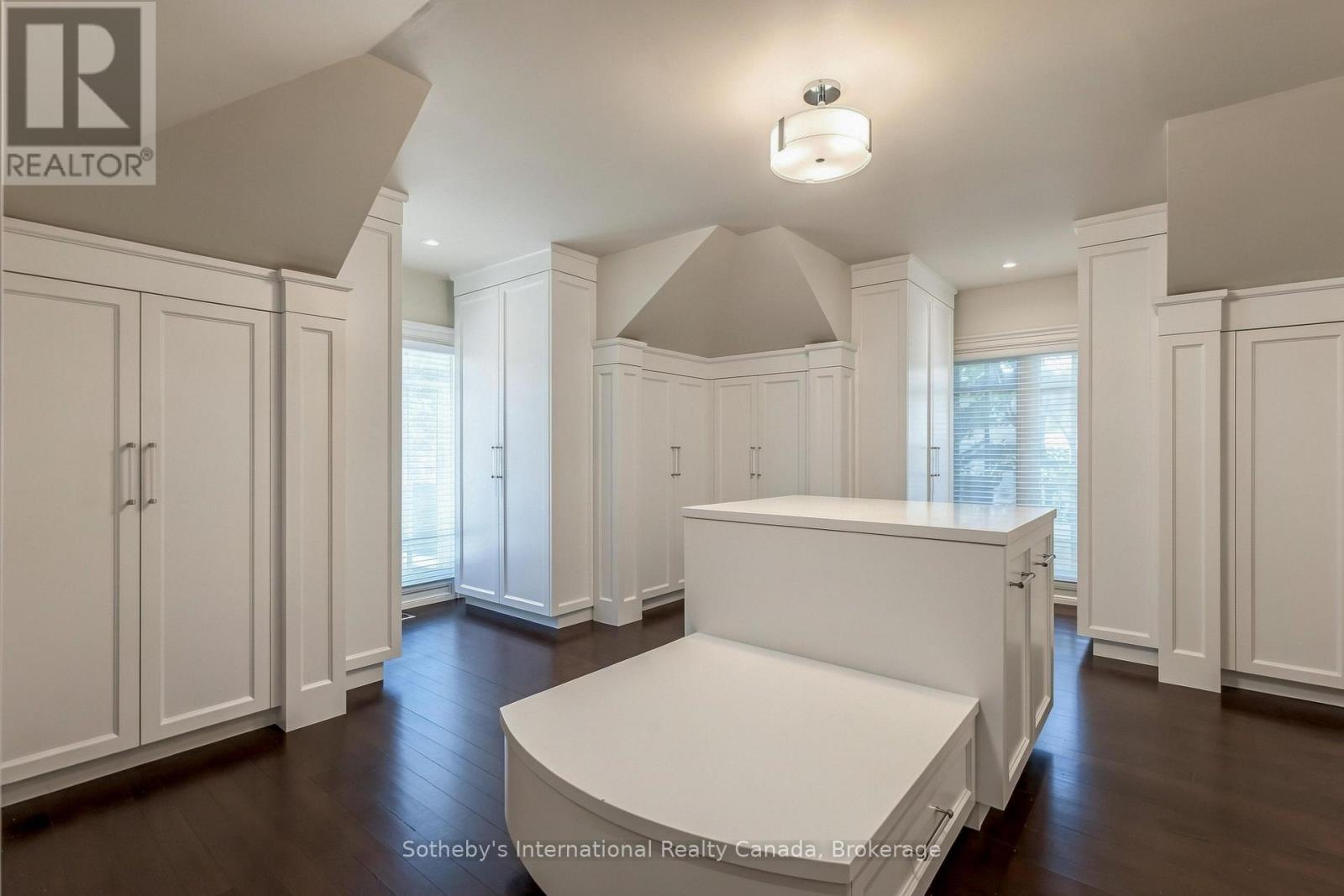 1073 Lakeshore Road E, Oakville, Ontario  L6J 1K9 - Photo 26 - W13837952