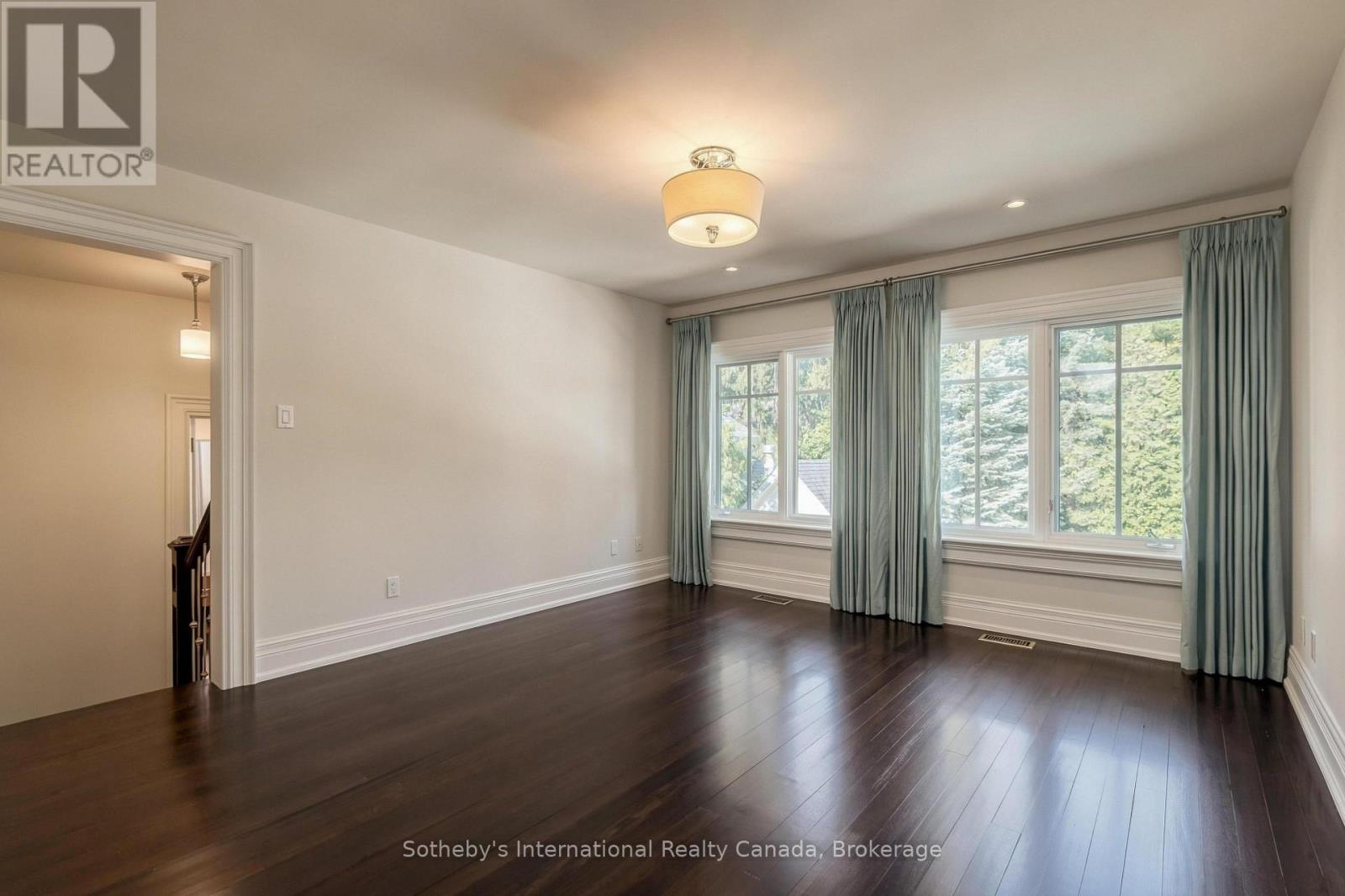 1073 Lakeshore Road E, Oakville, Ontario  L6J 1K9 - Photo 30 - W13837952