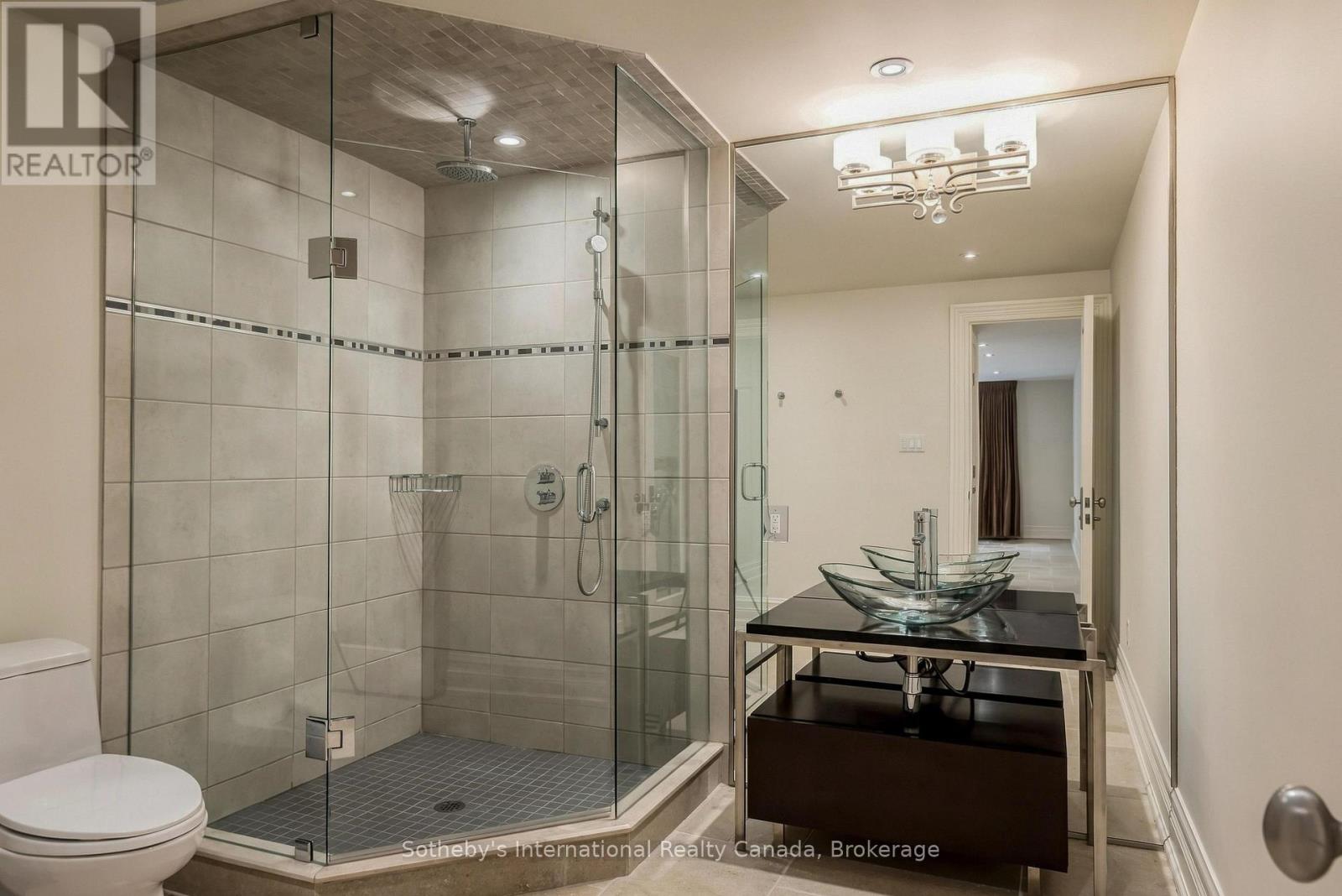 1073 Lakeshore Road E, Oakville, Ontario  L6J 1K9 - Photo 38 - W13837952